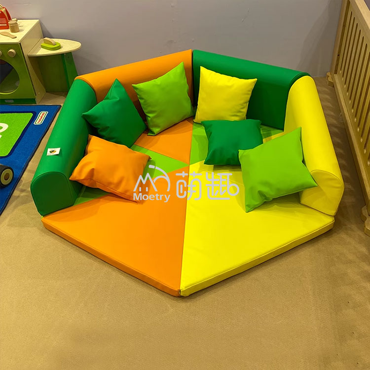 Moetry Natural Color Hexagonal - đánh giá và giá Play Mat