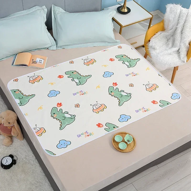 Newborn Cartoon Urine Pad Port - đánh giá và giá Diaper Changing Mat